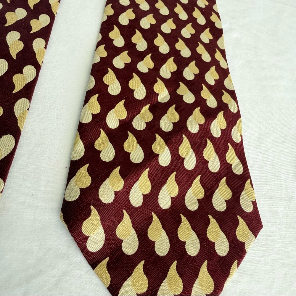 XMI Geometric 100% Italian Silk Handmade Men's Necktie Tie